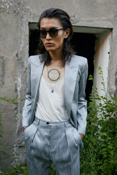 Look 42